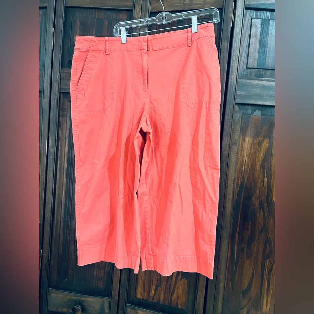 Talbots Coral Capris Size 16P
